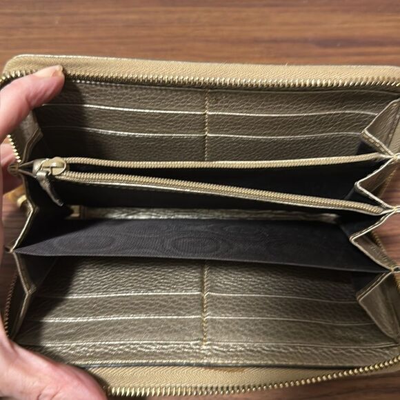 Gucci Bronze Zip-Around Pebble Leather Continental Wallet  with Bamboo Tassel. - Picture 10 of 12